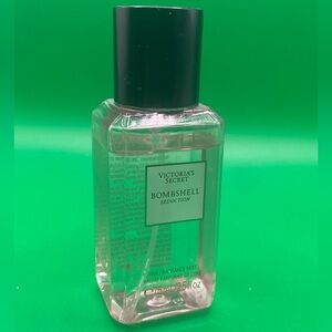 Victoria’s Secret Bombshell Seduction Fragrance Mist 2.5 fl oz